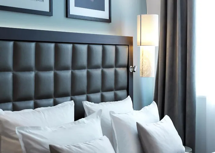Steigenberger Herrenhof Otel 5*