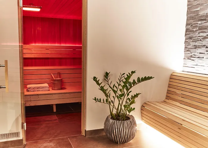 Otel Steigenberger Herrenhof 5*