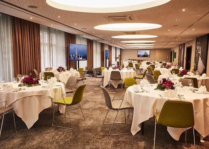 Otel Steigenberger Herrenhof 5*