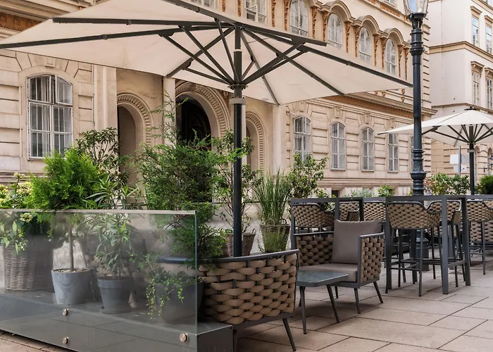 Steigenberger Herrenhof Otel 5*